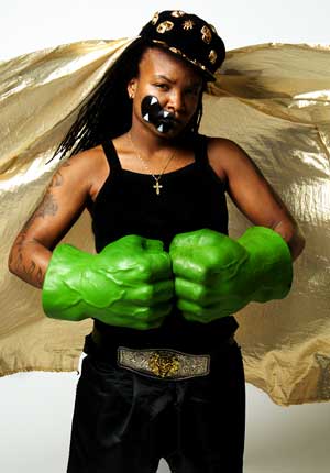 Shunda K is working to develop a different image for her solo career and is collaborating with a stylist. "I'm not gonna wear no dress "